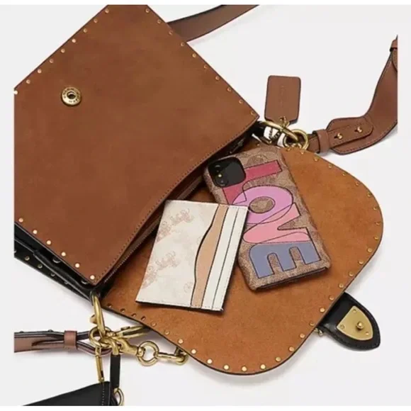 COACH C4595 Beat Shoulder Bag In Colorblock With Rivets $595 NWT - Picture 4 of 9